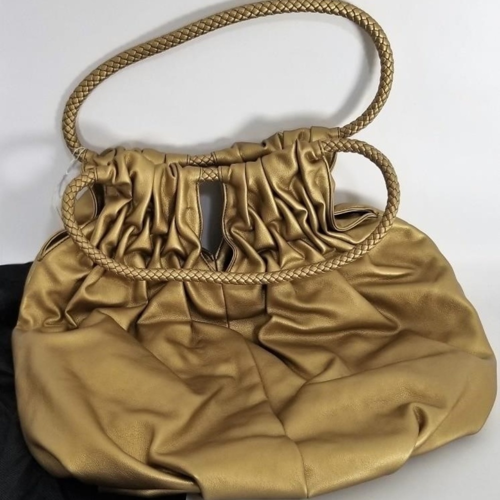 JM COLLECTION METALLIC GOLD OVER-SIZED CRUNCH BAG